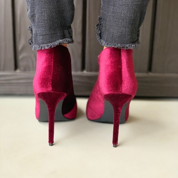 Velvet Wine V Split Front Pointy Toe Stiletto Boot - Picture 4 of 8